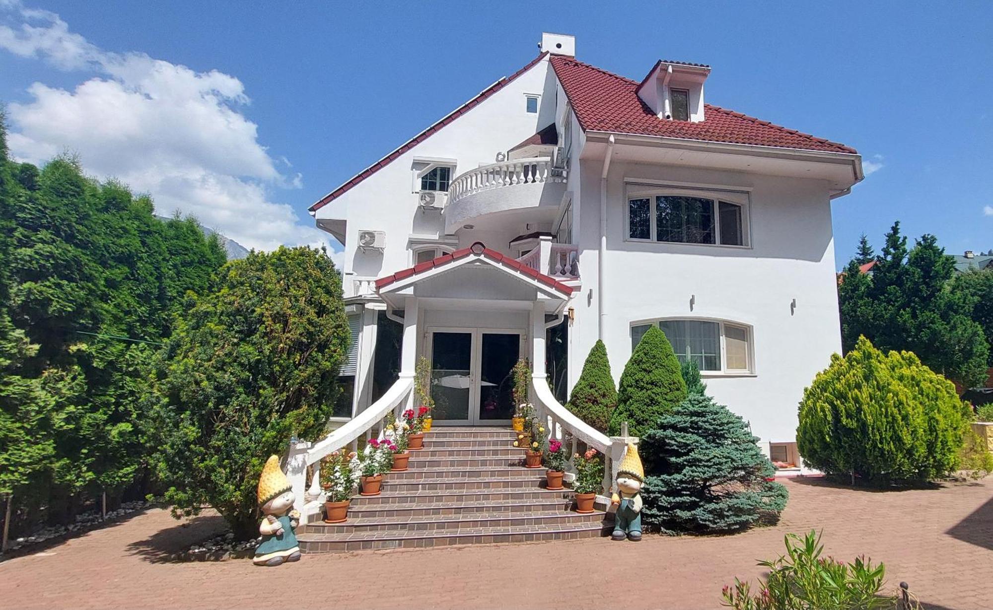 Boutique Hotel Forest Retreat (Adults Only) Buşteni Eksteriør bilde